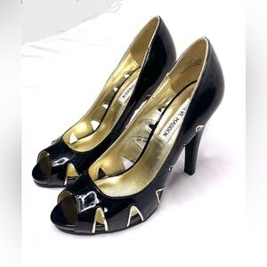 Steve Madden Black & Gold High Heels Pumps – Classy & Sexy (Size 7.5)